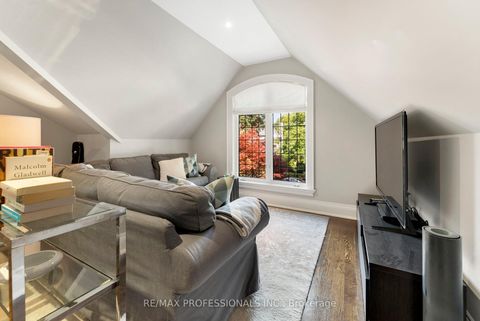 Photo 35 at 40 Edgehill Road, Humber Valley, Toronto