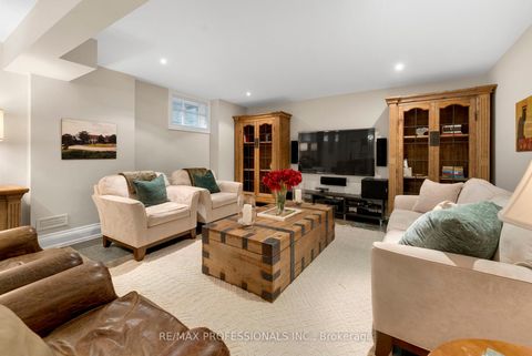 Photo 38 at 40 Edgehill Road, Humber Valley, Toronto