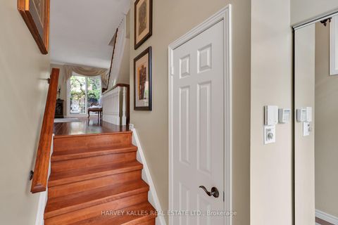 Photo 7 at 68 Sylvan Valleyway, Nortown, Toronto
