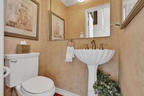 Photo 9 at 68 Sylvan Valleyway, Nortown, Toronto