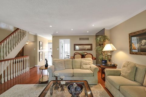 Photo 14 at 68 Sylvan Valleyway, Nortown, Toronto