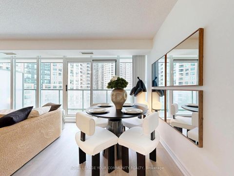 Photo 9 at 610 - 5500 Yonge Street, Willowdale West, Toronto