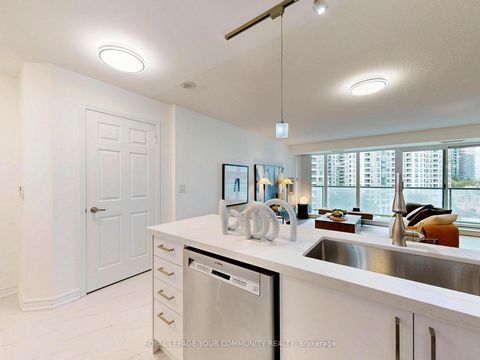 Photo 11 at 610 - 5500 Yonge Street, Willowdale West, Toronto