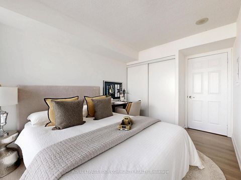 Photo 17 at 610 - 5500 Yonge Street, Willowdale West, Toronto