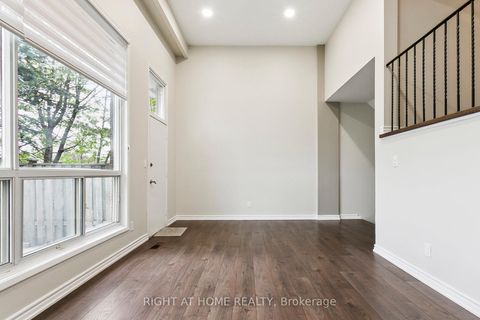 Photo 7 at 29 - 15 Huntingwood Drive, L'Amoreaux, Toronto
