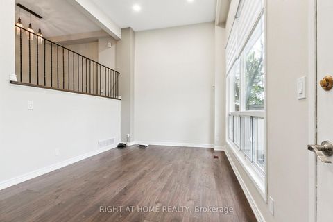 Photo 8 at 29 - 15 Huntingwood Drive, L'Amoreaux, Toronto