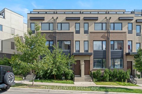 Photo 1 at 19 Thomas Mulholland Drive, CFB, Toronto
