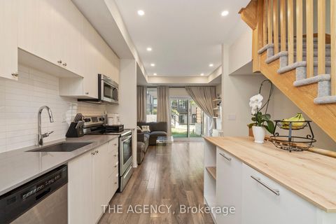 Photo 9 at 19 Thomas Mulholland Drive, CFB, Toronto