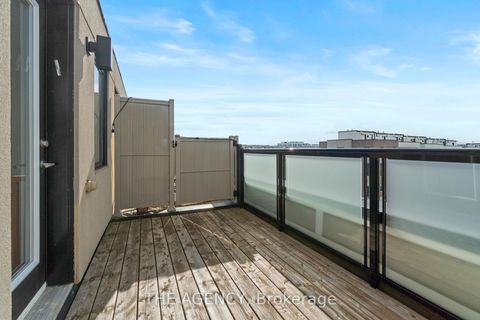 Photo 29 at 19 Thomas Mulholland Drive, CFB, Toronto