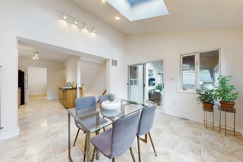 Photo 7 at 6 Gradwell Drive, Cliffcrest, Toronto