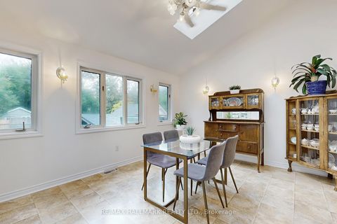 Photo 8 at 6 Gradwell Drive, Cliffcrest, Toronto