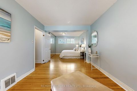 Photo 14 at 6 Gradwell Drive, Cliffcrest, Toronto