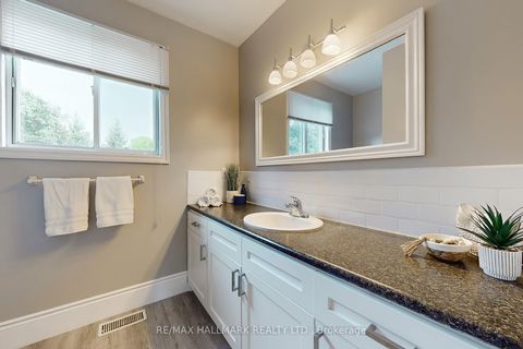 Photo 23 at 6 Gradwell Drive, Cliffcrest, Toronto
