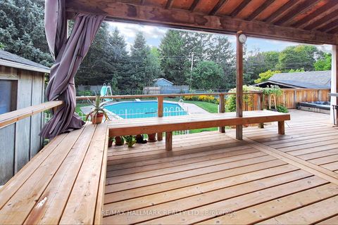 Photo 31 at 6 Gradwell Drive, Cliffcrest, Toronto