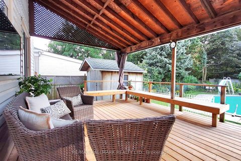 Photo 32 at 6 Gradwell Drive, Cliffcrest, Toronto