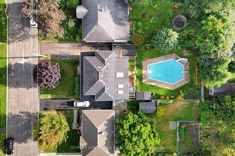 Photo 41 at 6 Gradwell Drive, Cliffcrest, Toronto