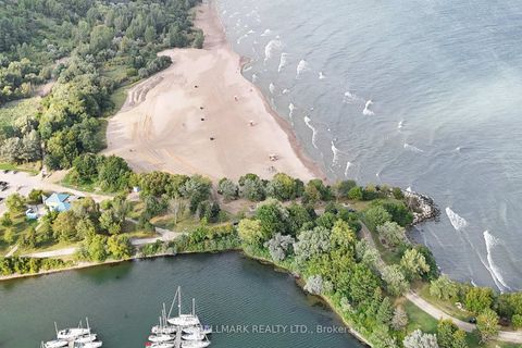 Photo 44 at 6 Gradwell Drive, Cliffcrest, Toronto