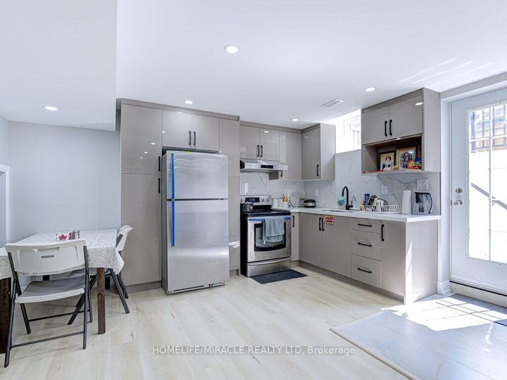 Photo 32 at 8 Jenwood Crescent, Wellington North, Brampton