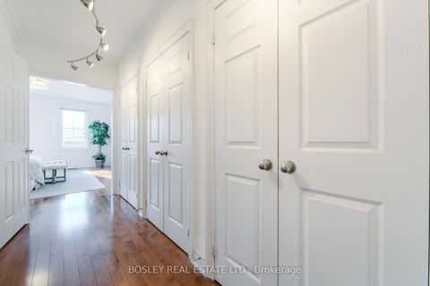 Photo 14 at 188 McCaul Street, Chinatown, Toronto