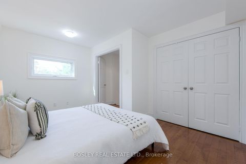 Photo 22 at 188 McCaul Street, Chinatown, Toronto
