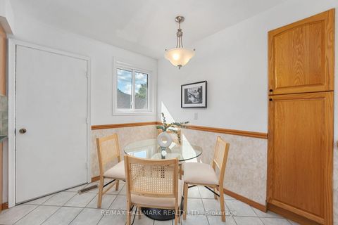 Photo 10 at 7 Wagner Drive, West Hill, Toronto