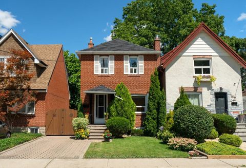Photo 1 at 38 Warren Crescent, Lambton Baby Point, Toronto