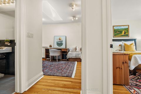 Photo 16 at 38 Warren Crescent, Lambton Baby Point, Toronto