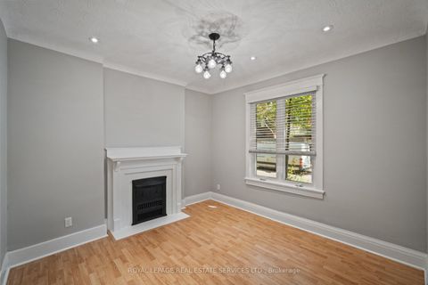 Photo 4 at 712 Gladstone Avenue, Junction, Toronto