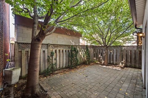 Photo 20 at 712 Gladstone Avenue, Junction, Toronto