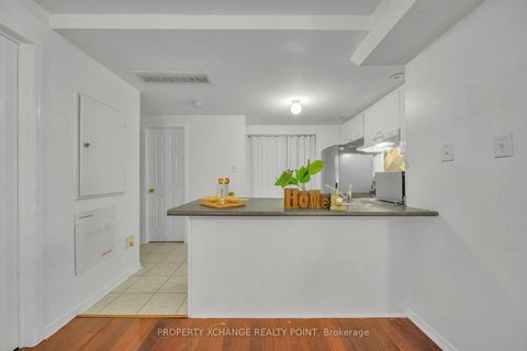 Photo 11 at 38 - 42 Pinery Trail, Malvern, Toronto