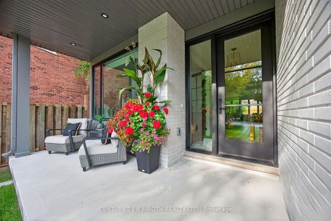Photo 2 at 46 Tyndale Road, South Shore, Barrie