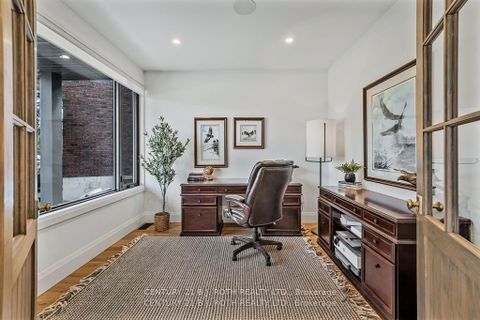 Photo 3 at 46 Tyndale Road, South Shore, Barrie