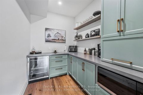 Photo 14 at 46 Tyndale Road, South Shore, Barrie