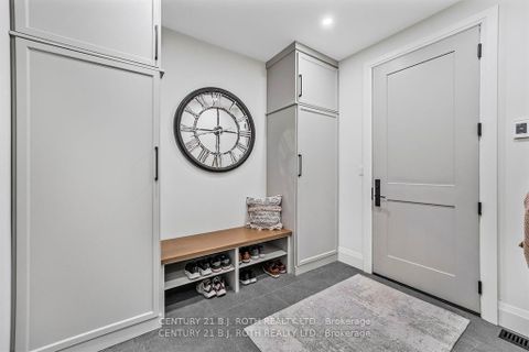 Photo 17 at 46 Tyndale Road, South Shore, Barrie