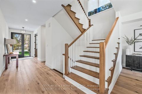 Photo 18 at 46 Tyndale Road, South Shore, Barrie