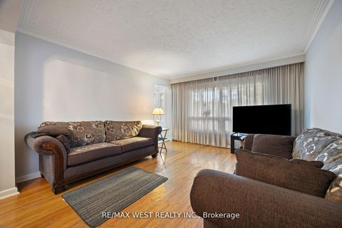 Photo 10 at 47 Brawley Avenue, City Centre West, Toronto