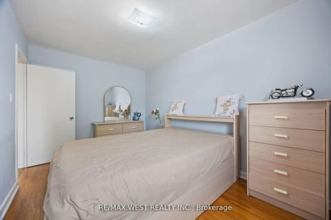 Photo 15 at 47 Brawley Avenue, City Centre West, Toronto
