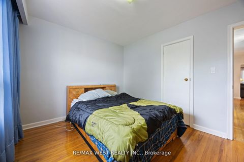 Photo 17 at 47 Brawley Avenue, City Centre West, Toronto