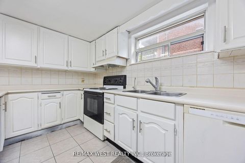 Photo 24 at 47 Brawley Avenue, City Centre West, Toronto