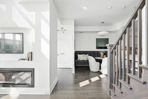 Photo 3 at TH5 - 6 Pirandello Street, Niagara, Toronto