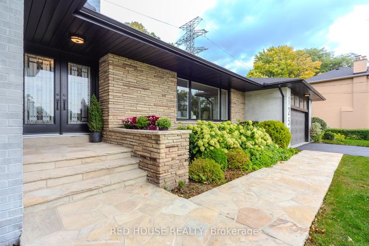 Photo 8 at 1253 Melton Drive, Lakeview, Mississauga