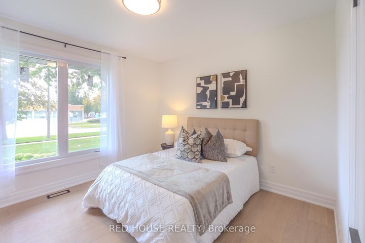 Photo 32 at 1253 Melton Drive, Lakeview, Mississauga
