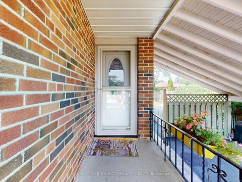 Photo 6 at 34 Droxford Avenue, Maryvale, Toronto