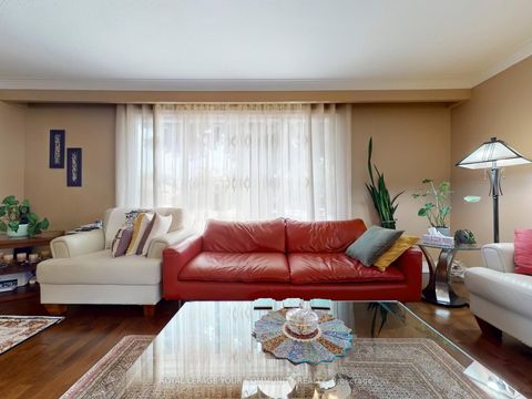 Photo 9 at 34 Droxford Avenue, Maryvale, Toronto