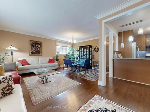 Photo 11 at 34 Droxford Avenue, Maryvale, Toronto