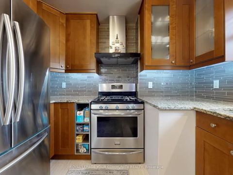 Photo 14 at 34 Droxford Avenue, Maryvale, Toronto