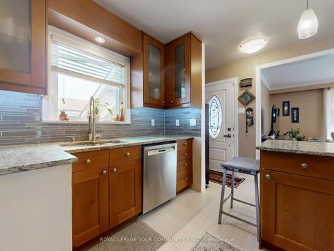 Photo 16 at 34 Droxford Avenue, Maryvale, Toronto