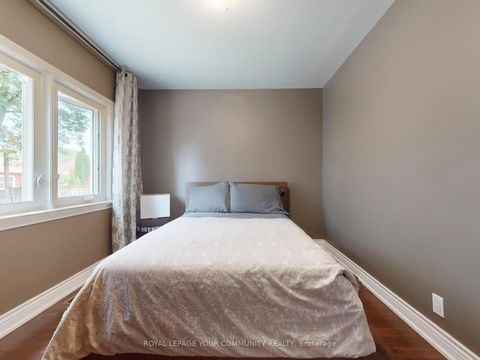 Photo 24 at 34 Droxford Avenue, Maryvale, Toronto
