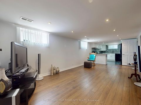 Photo 32 at 34 Droxford Avenue, Maryvale, Toronto