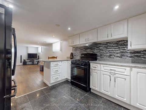 Photo 34 at 34 Droxford Avenue, Maryvale, Toronto